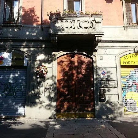 Lazzaro Papi Halldis Apartment Hotel Milão