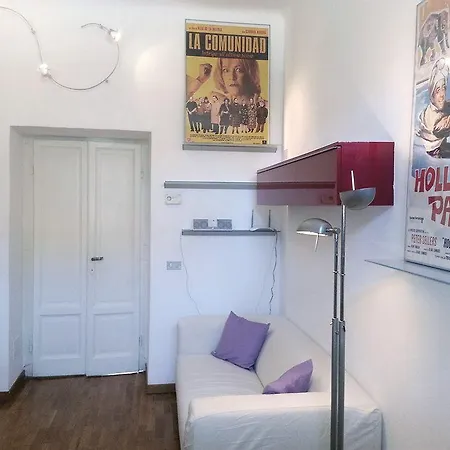 Lazzaro Papi Halldis Apartment Milão